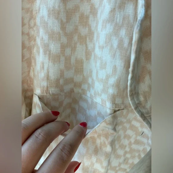 EUC Universal Thread Oversized Linen Blend Cropped Button Up in Cream (Size:S) - Picture 4 of 10